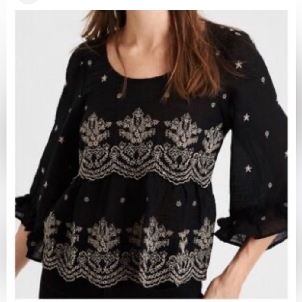 American Eagle Outfitters Black and Cream Top *GREAT CONDITION*